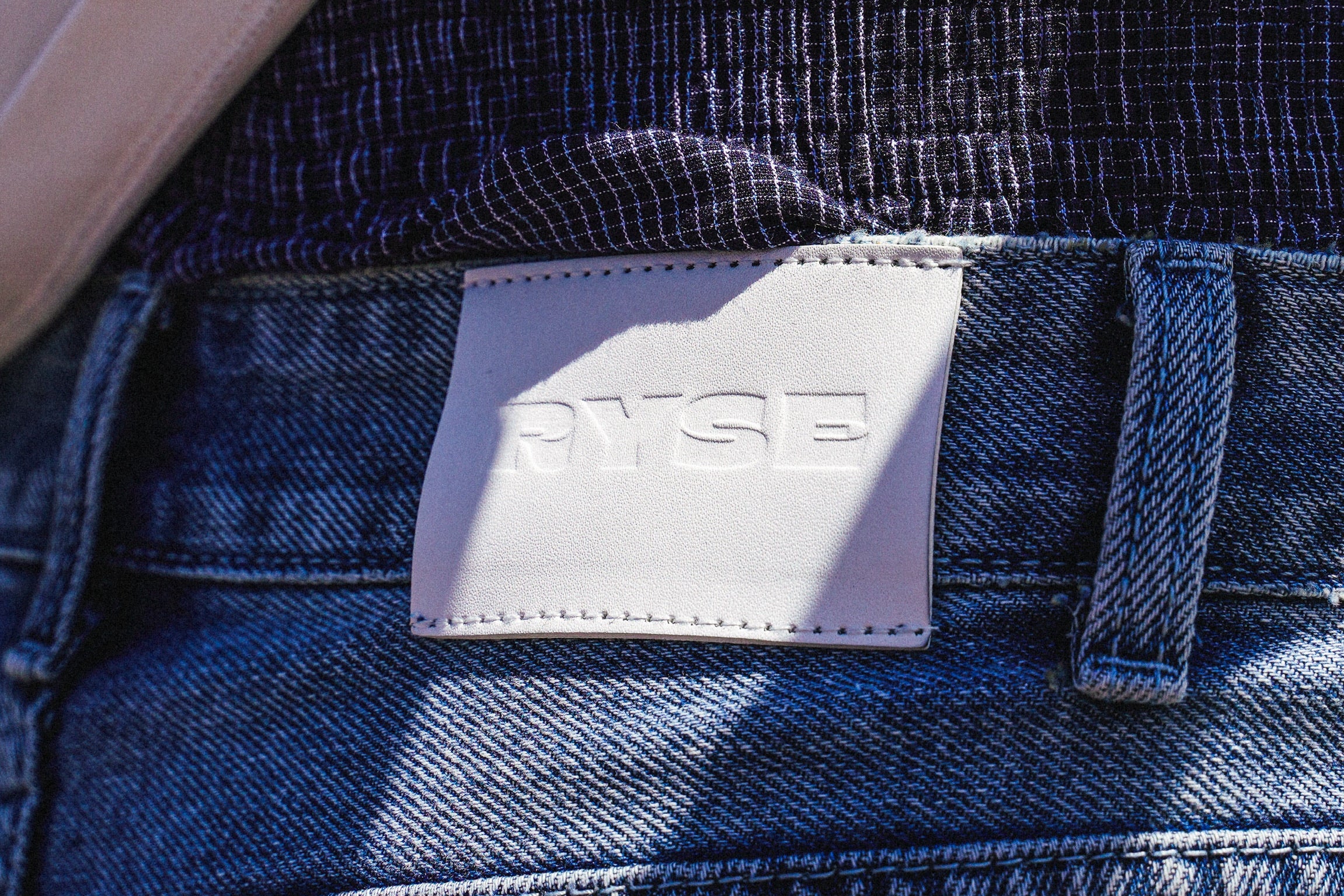 Short - Soleil couchant