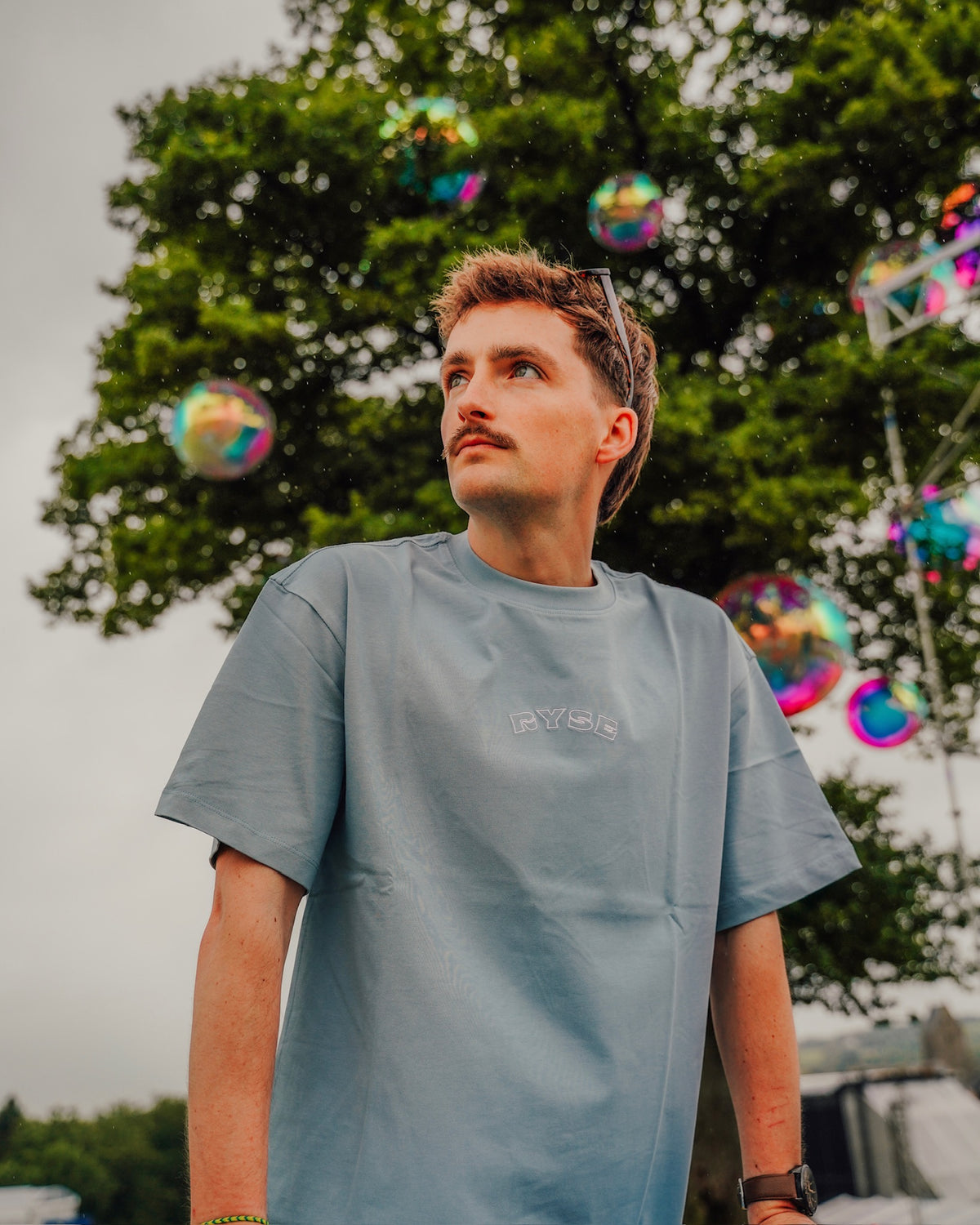 T-shirt - Share The Moment